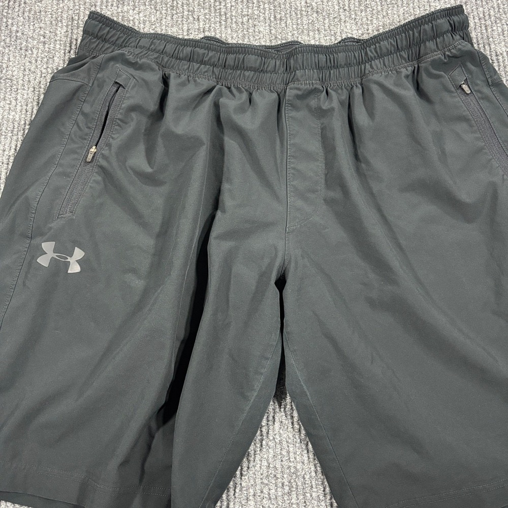 Under Armour Athletic Shorts Men 2XL Black Zipper Pockets Training Gym Running